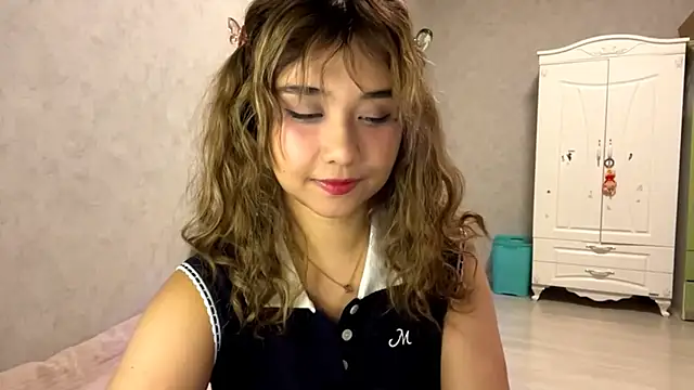 Snapshot of LovelyLara chatting on October 30, 2025, 6:08 pm LovelyLara online show from October 30, 2025, 6:08 pm