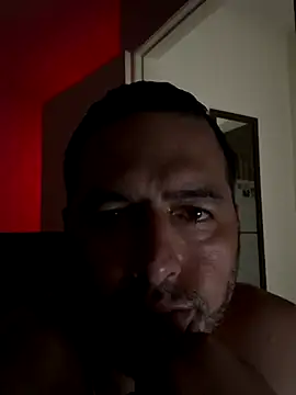 Snapshot of ezrah23 chatting on November 4, 2025, 12:48 pm ezrah23 online show from November 4, 2025, 12:48 pm