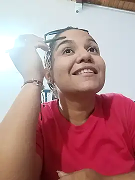 Snapshot of Samaraa_Lee chatting on November 6, 2025, 11:44 am Samaraa Lee online show from November 6, 2025, 11:44 am