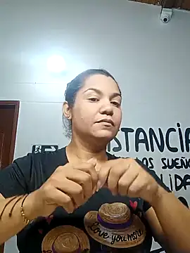 Snapshot of Samaraa_Lee chatting on November 12, 2025, 11:54 am Samaraa Lee online show from November 12, 2025, 11:54 am