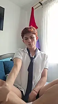 Snapshot of Apolitoo chatting on November 1, 2025, 8:00 pm Apolitoo online show from November 1, 2025, 8:00 pm