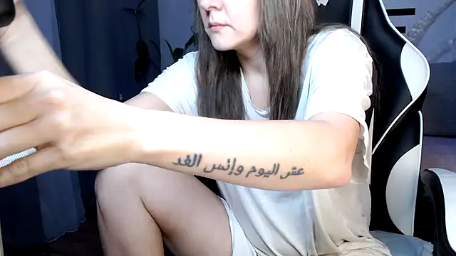 Snapshot of Touch_me_Taste_it chatting on November 13, 2025, 3:55 pm Touch me Taste it online show from November 13, 2025, 3:55 pm