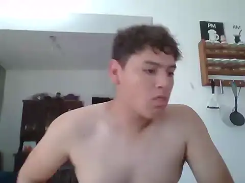 Myboy0020 online show from November 10, 2025, 1:32 pm