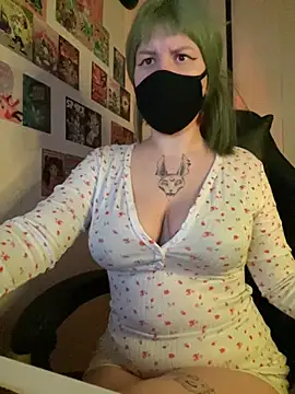 Snapshot of kittykoshkka chatting on November 4, 2025, 9:58 pm kittykoshkka online show from November 4, 2025, 9:58 pm