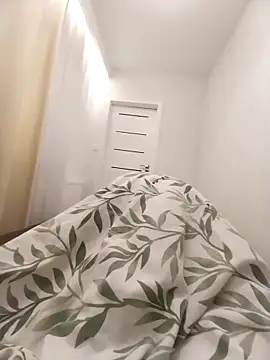 Snapshot of mrrmrrmrau chatting on November 2, 2025, 2:30 pm mrrmrrmrau online show from November 2, 2025, 2:30 pm