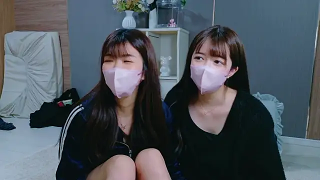 Snapshot of oto-X-cup chatting on November 9, 2025, 11:52 am oto-X-cup online show from November 9, 2025, 11:52 am