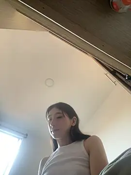 Snapshot of Emily_6783 chatting on November 6, 2025, 10:10 pm Emily 6783 online show from November 6, 2025, 10:10 pm