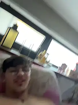 Snapshot of Lxx001@xh chatting on November 5, 2025, 2:39 pm Lxx001xh online show from November 5, 2025, 2:39 pm