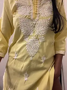 Snapshot of Meme_hotty58 chatting on November 4, 2025, 12:21 am Meme hotty58 online show from November 4, 2025, 12:21 am