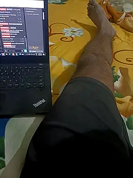 Snapshot of RubyEntity chatting on November 8, 2025, 5:34 pm RubyEntity online show from November 8, 2025, 5:34 pm