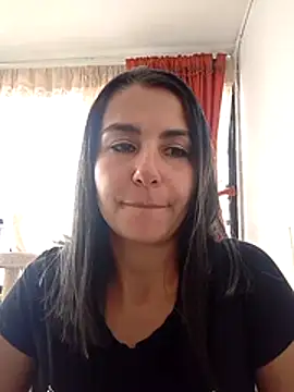 Snapshot of YLITZA chatting on November 5, 2025, 7:36 pm YLITZA online show from November 5, 2025, 7:36 pm