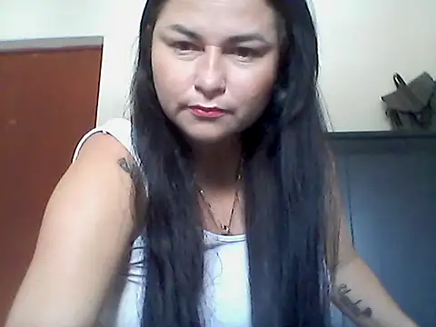 Snapshot of orianaxx01 chatting on November 8, 2025, 8:18 pm orianaxx01 online show from November 8, 2025, 8:18 pm