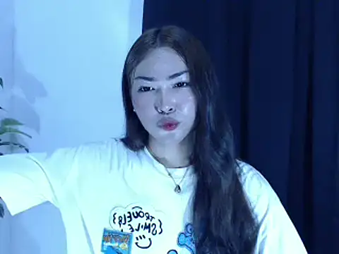 Snapshot of HarlsObsession chatting on November 10, 2025, 8:13 am HarlsObsession online show from November 10, 2025, 8:13 am