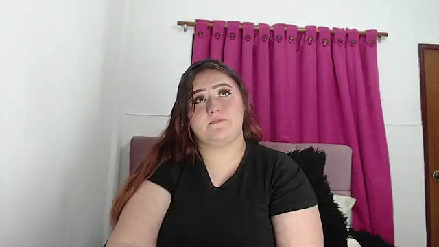 Snapshot of Miiss--Start chatting on November 11, 2025, 1:22 pm Miiss--Start online show from November 11, 2025, 1:22 pm