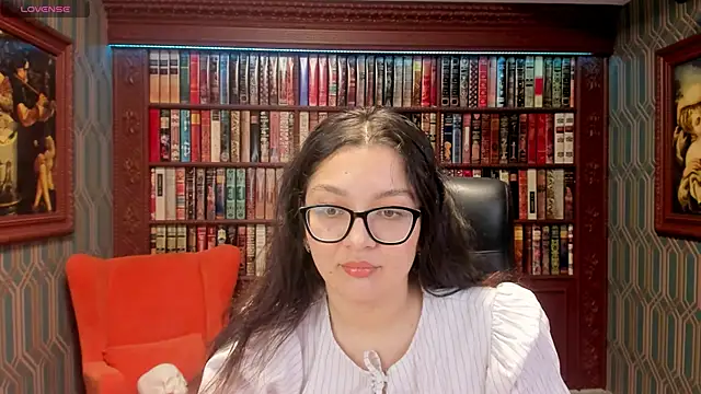 Snapshot of ZarifaEastWonder chatting on November 8, 2025, 9:46 pm ZarifaEastWonder online show from November 8, 2025, 9:46 pm