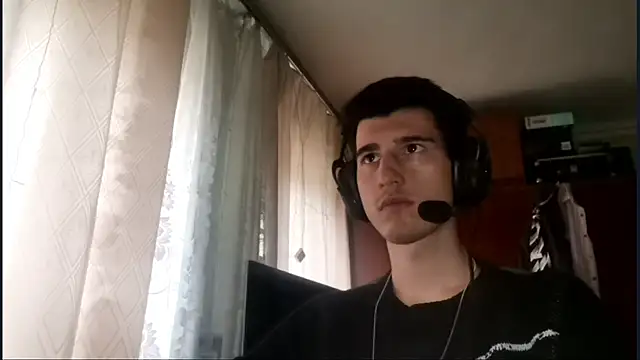 Snapshot of JamesLagerfeld chatting on November 6, 2025, 10:16 am JamesLagerfeld online show from November 6, 2025, 10:16 am