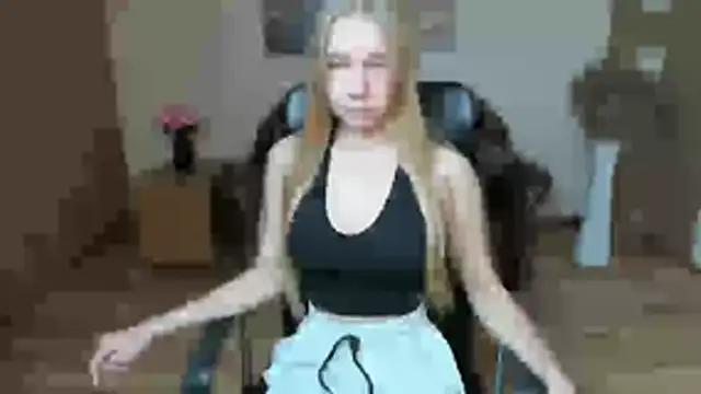 Snapshot of Eva_Morettis chatting on November 8, 2025, 1:33 pm Eva Morettis online show from November 8, 2025, 1:33 pm