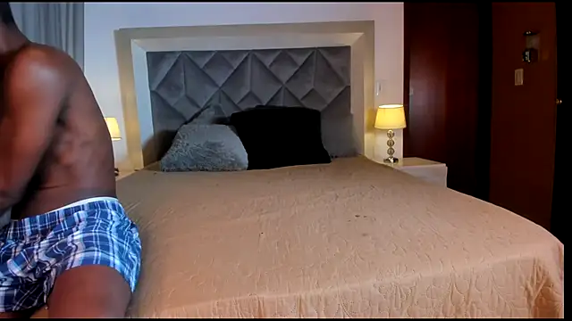 Snapshot of OurPerfectMix chatting on November 8, 2025, 3:39 am OurPerfectMix online show from November 8, 2025, 3:39 am