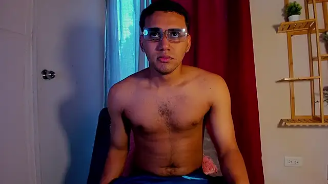 Snapshot of ryan_williams23 chatting on November 11, 2025, 12:05 pm ryan williams23 online show from November 11, 2025, 12:05 pm