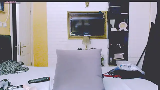 Snapshot of _bade_tasci_ chatting on November 14, 2025, 9:57 pm bade tasci online show from November 14, 2025, 9:57 pm