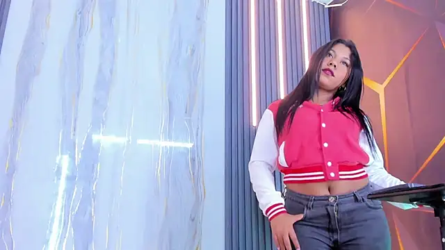 Snapshot of sexy_hot_spot chatting on November 7, 2025, 9:15 pm sexy hot spot online show from November 7, 2025, 9:15 pm