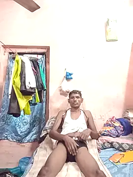 Snapshot of AjitArti chatting on November 7, 2025, 11:43 am AjitArti online show from November 7, 2025, 11:43 am