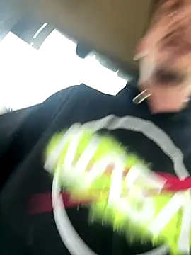 Dildapassivella online show from November 14, 2025, 12:59 pm