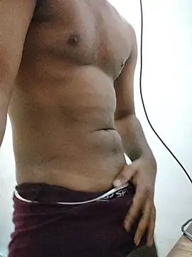 Snapshot of YoursLad4 chatting on November 7, 2025, 5:57 pm YoursLad4 online show from November 7, 2025, 5:57 pm