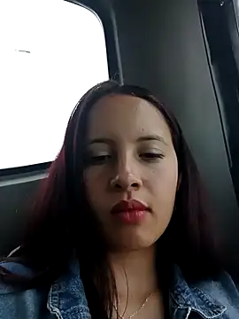 Snapshot of Chloe_2-4 chatting on November 10, 2025, 7:02 pm Chloe 2-4 online show from November 10, 2025, 7:02 pm