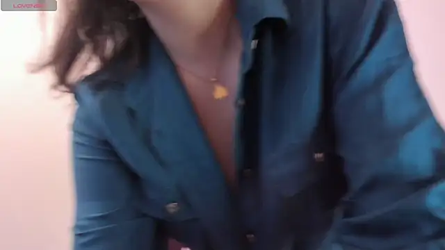 Snapshot of carolinegrayy chatting on November 15, 2025, 11:29 am carolinegrayy online show from November 15, 2025, 11:29 am