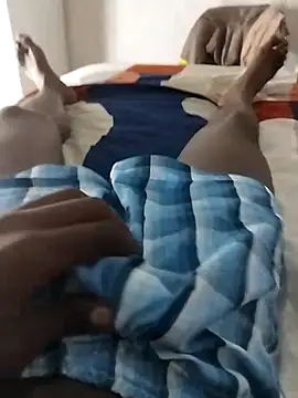 Snapshot of Theo_lion4 chatting on November 12, 2025, 5:13 pm Theo lion4 online show from November 12, 2025, 5:13 pm