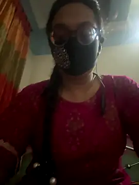 Snapshot of Saguphtah_Chattergy_22 chatting on November 15, 2025, 7:43 pm Saguphtah Chattergy 22 online show from November 15, 2025, 7:43 pm