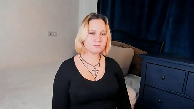 SecretVenom online show from November 18, 2025, 8:08 am