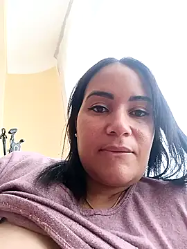 Snapshot of sol3ex chatting on November 11, 2025, 3:12 pm sol3ex online show from November 11, 2025, 3:12 pm