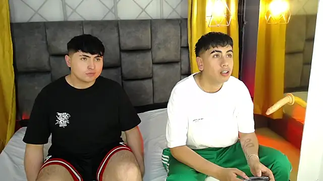 Alex Beamont online show from November 13, 2025, 8:08 pm