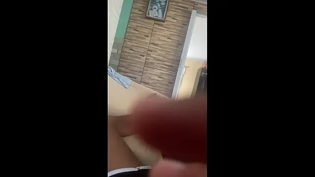 Snapshot of OseuMoren chatting on November 12, 2025, 7:46 pm OseuMoren online show from November 12, 2025, 7:46 pm