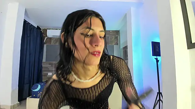 Snapshot of angell_dusttt chatting on November 13, 2025, 9:58 pm angell dusttt online show from November 13, 2025, 9:58 pm