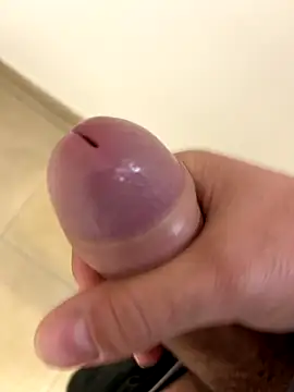 Snapshot of Rober2709 chatting on November 15, 2025, 9:00 pm Rober2709 online show from November 15, 2025, 9:00 pm