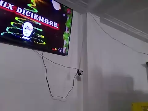 Snapshot of marcelaxxxl chatting on November 14, 2025, 1:37 am marcelaxxxl online show from November 14, 2025, 1:37 am