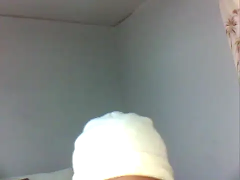 Naive618 online show from November 17, 2025, 1:28 pm