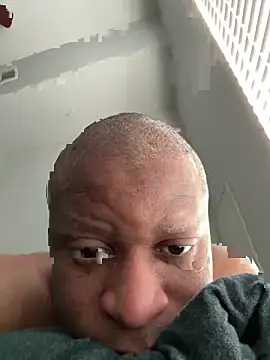 Snapshot of shortncummin chatting on November 14, 2025, 9:02 pm shortncummin online show from November 14, 2025, 9:02 pm