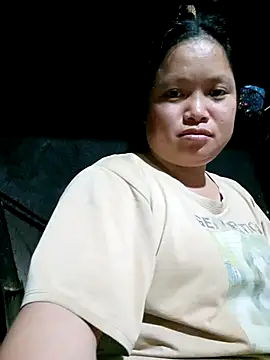 Snapshot of Ava-120 chatting on November 17, 2025, 2:23 pm Ava-120 online show from November 17, 2025, 2:23 pm