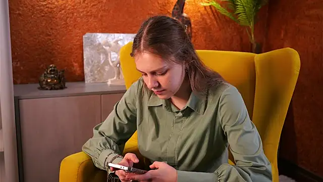 PeterSkaff online show from November 18, 2025, 11:47 am