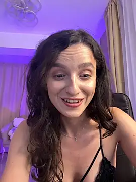 AnnaHarperX online show from October 9, 2025, 5:00 pm