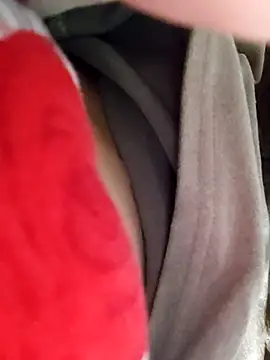 Snapshot of LyasianLa chatting on November 20, 2025, 7:30 am LyasianLa online show from November 20, 2025, 7:30 am