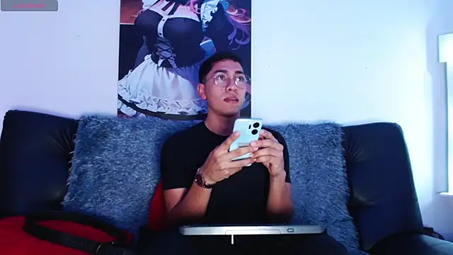 Snapshot of ATLASVANDRAKE chatting on November 20, 2025, 8:19 pm ATLASVANDRAKE online show from November 20, 2025, 8:19 pm