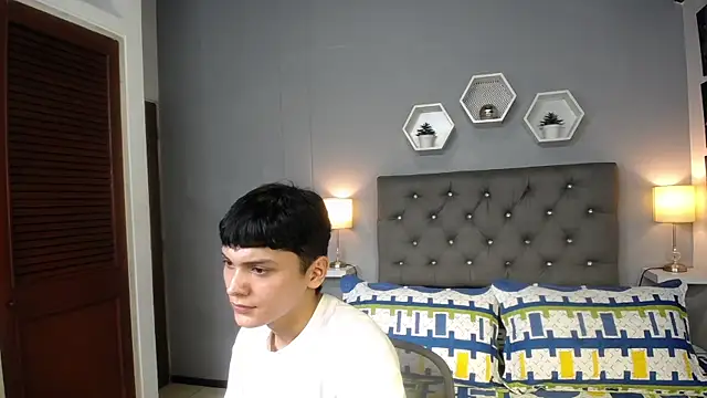 matthew sandler online show from November 21, 2025, 3:27 am