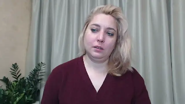 Snapshot of sweetpussy13 chatting on December 7, 2024, 7:16 am sweetpussy13 online show from December 7, 2024, 7:16 am