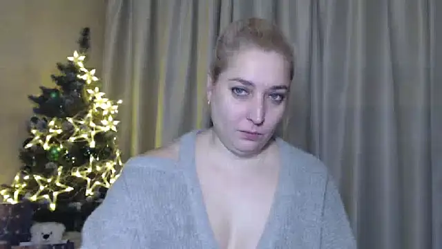 Snapshot of sweetpussy13 chatting on December 26, 2024, 7:03 am sweetpussy13 online show from December 26, 2024, 7:03 am
