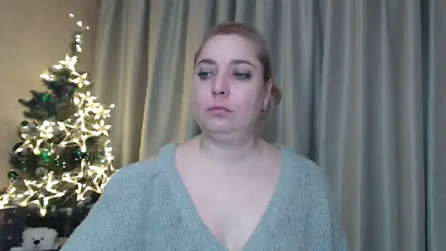 Snapshot of sweetpussy13 chatting on December 28, 2024, 7:11 am sweetpussy13 online show from December 28, 2024, 7:11 am